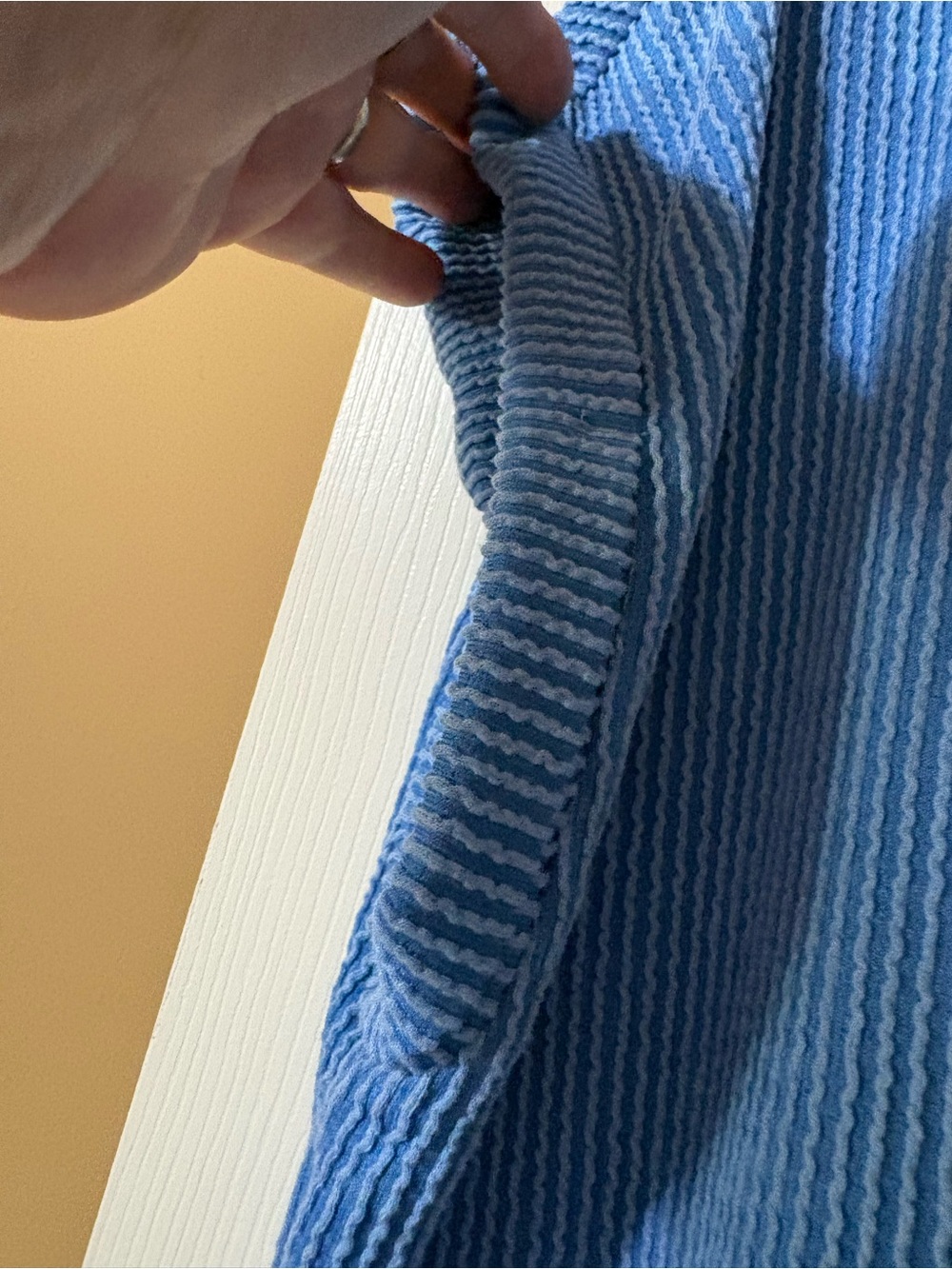 24/7 Maurice’s Textured Blue Short Sleeve Women's Top - Picture 2 of 3